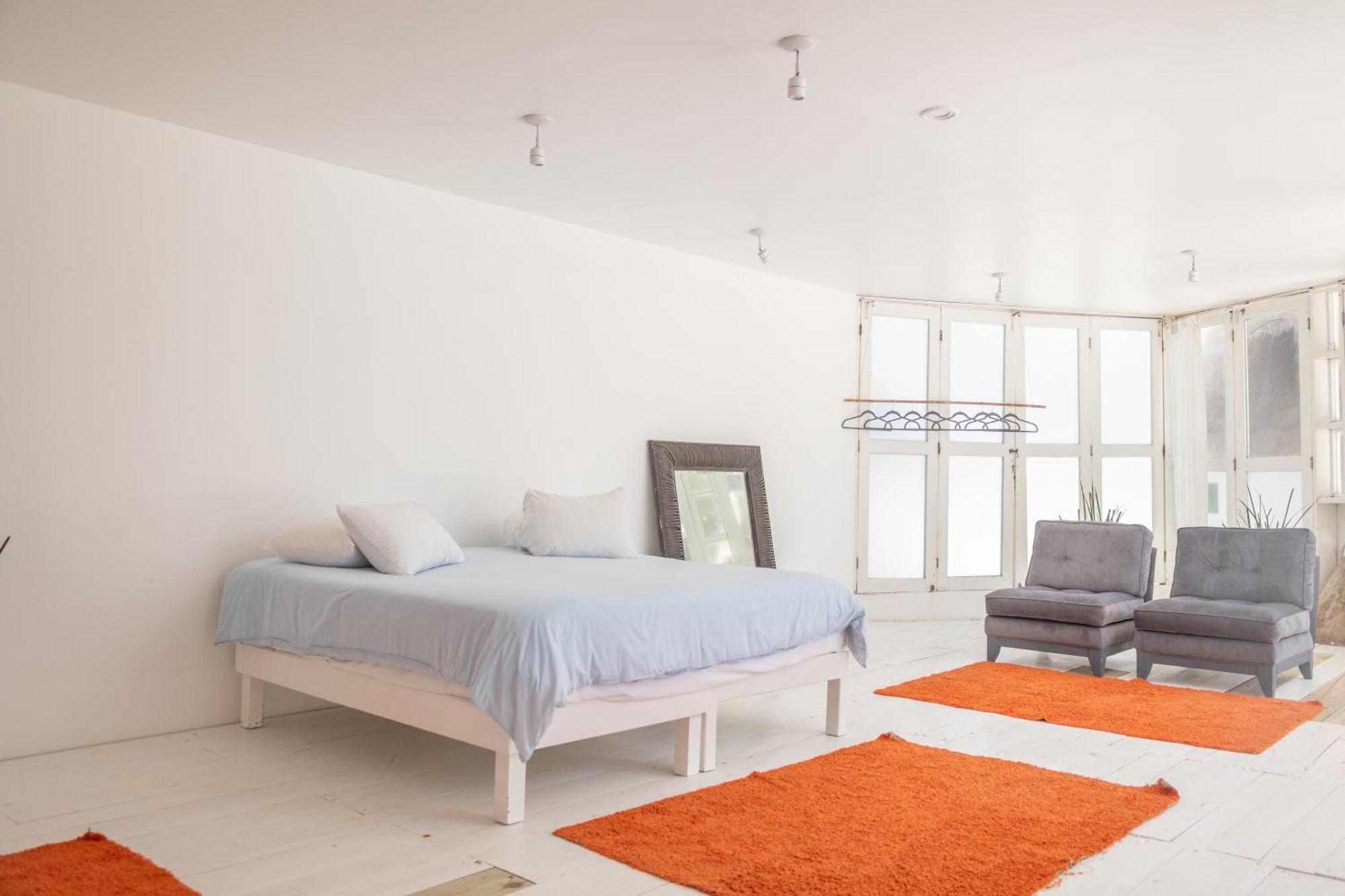 Shambala Beach House 툴룸 외부 사진